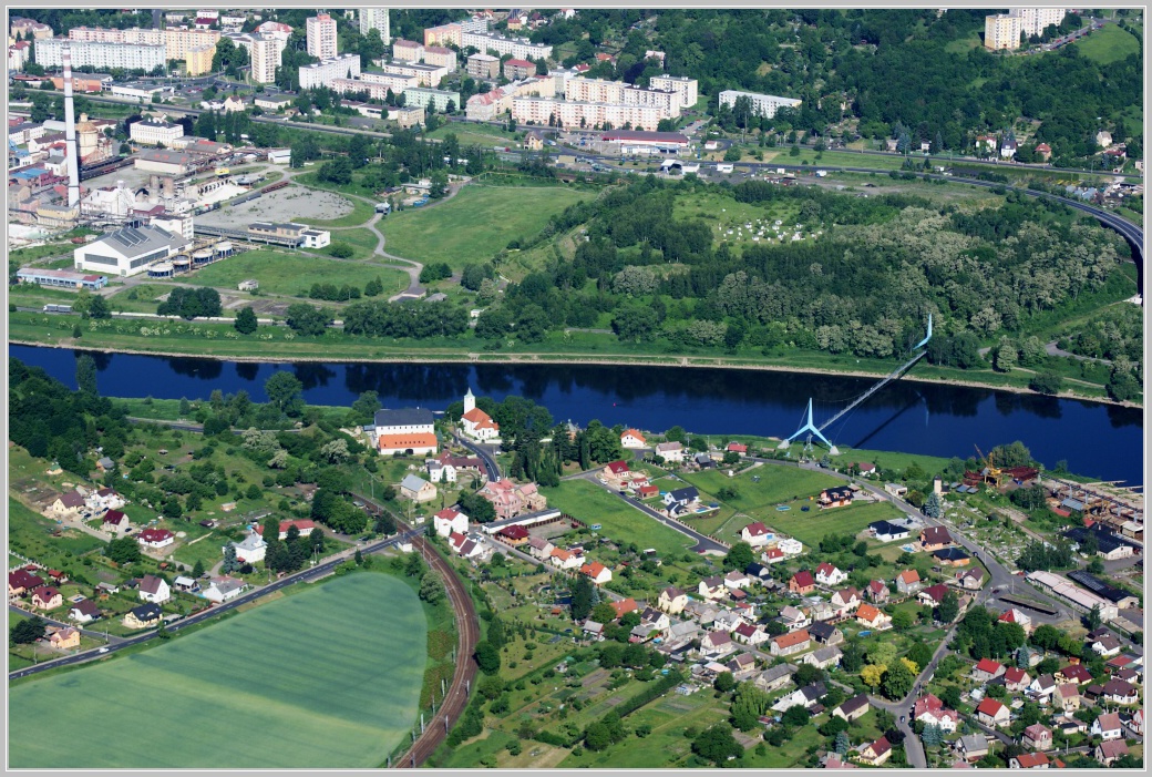 Valtířov - kostel sv. Václava a Chotkova hrobka